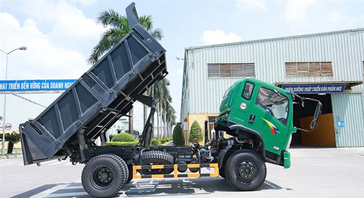 XE TẢI BEN 9 TẤN SINOTRUCK